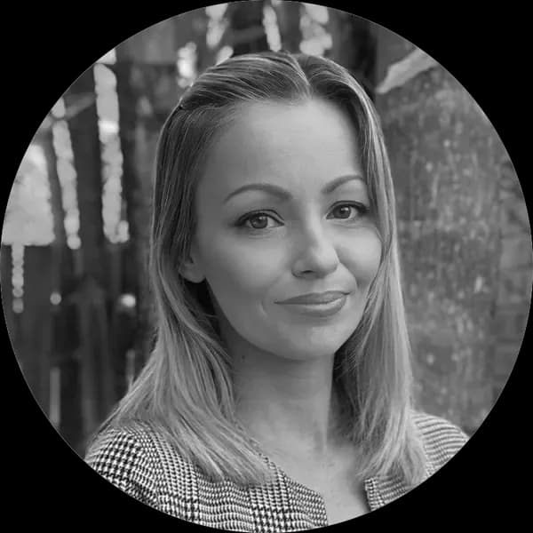 Shellee McCarthy headshot